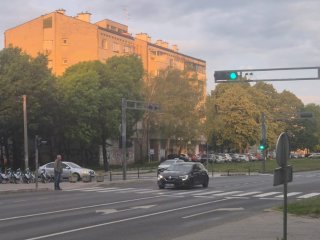 Ponuda za najam dijela pročelja za reklamu